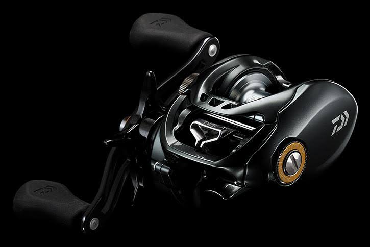Baitcast Reel Y15676