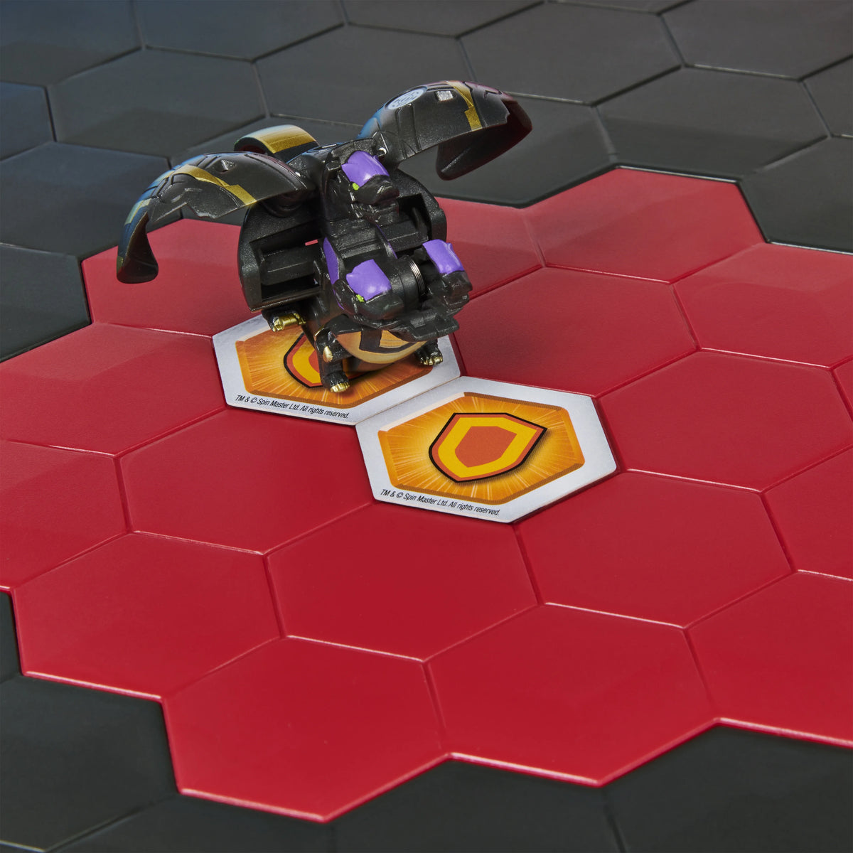 Deluxe Game Board with Exclusive Bakugan X98657