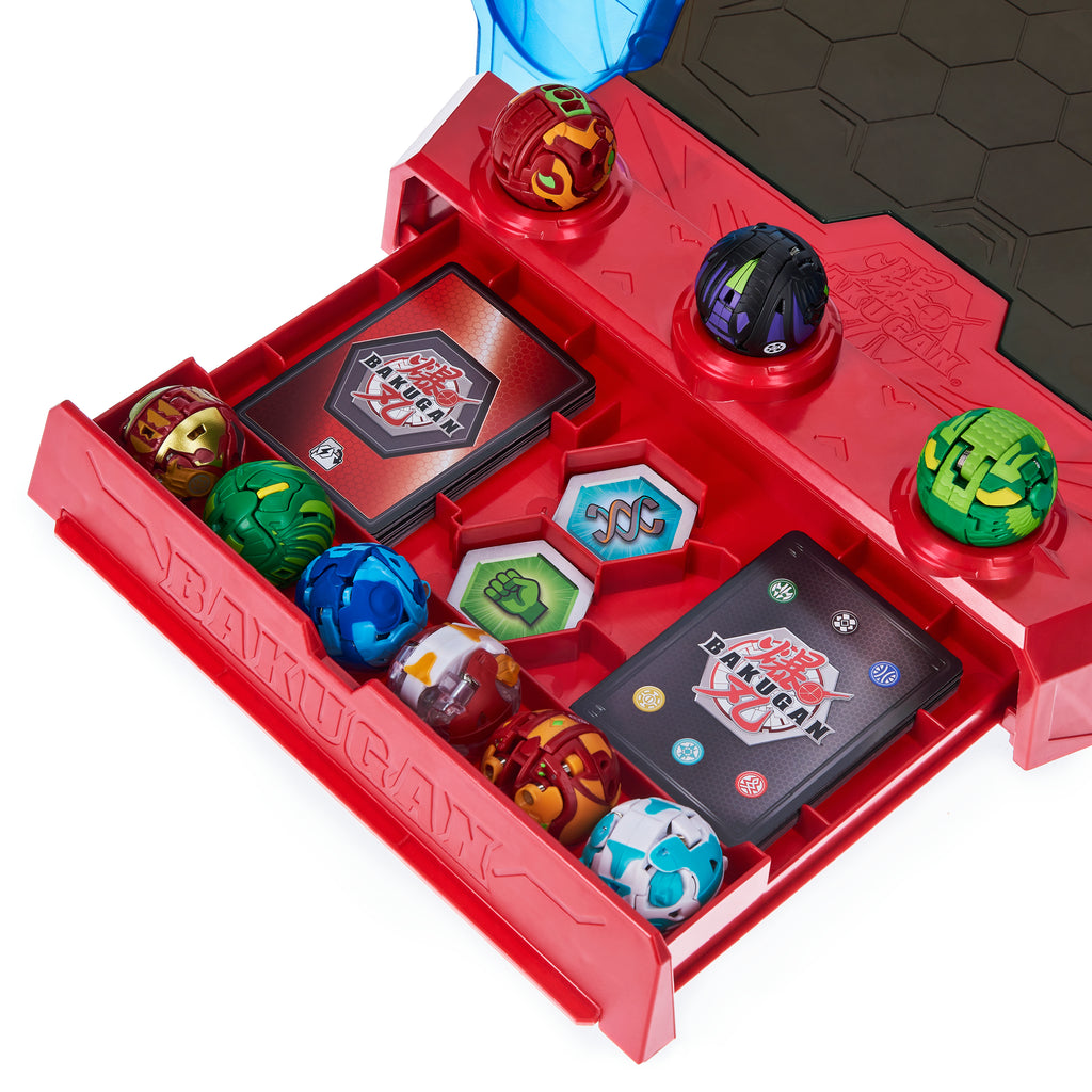 Deluxe Game Board with Exclusive Bakugan X98657