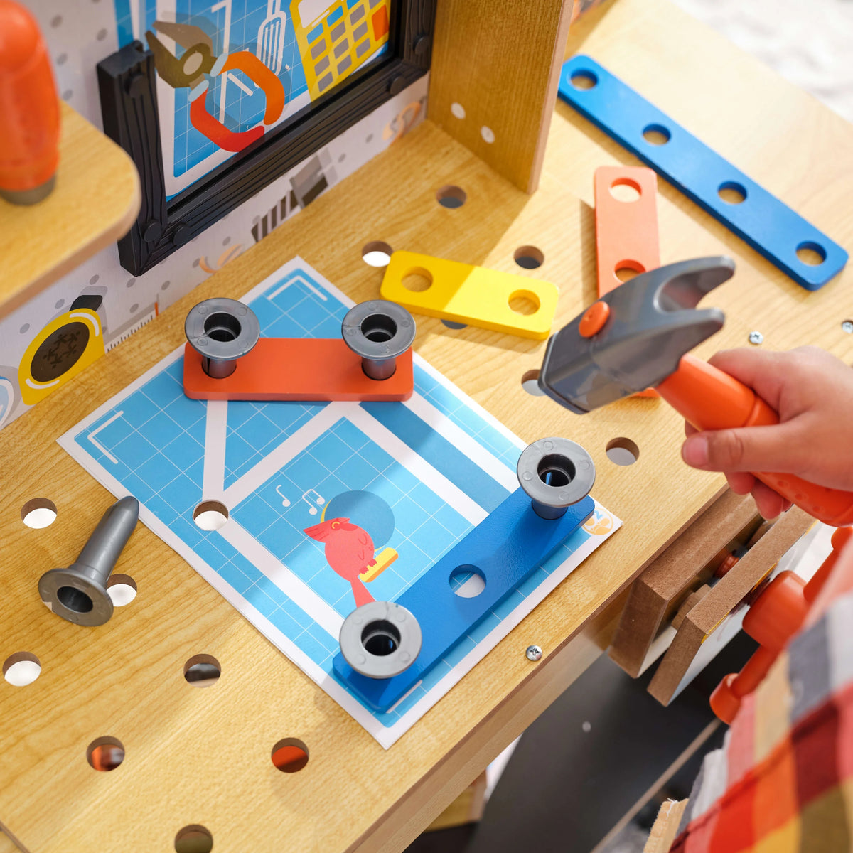Wooden Play Workbench with 40+ Accessories and Working Drill L534897
