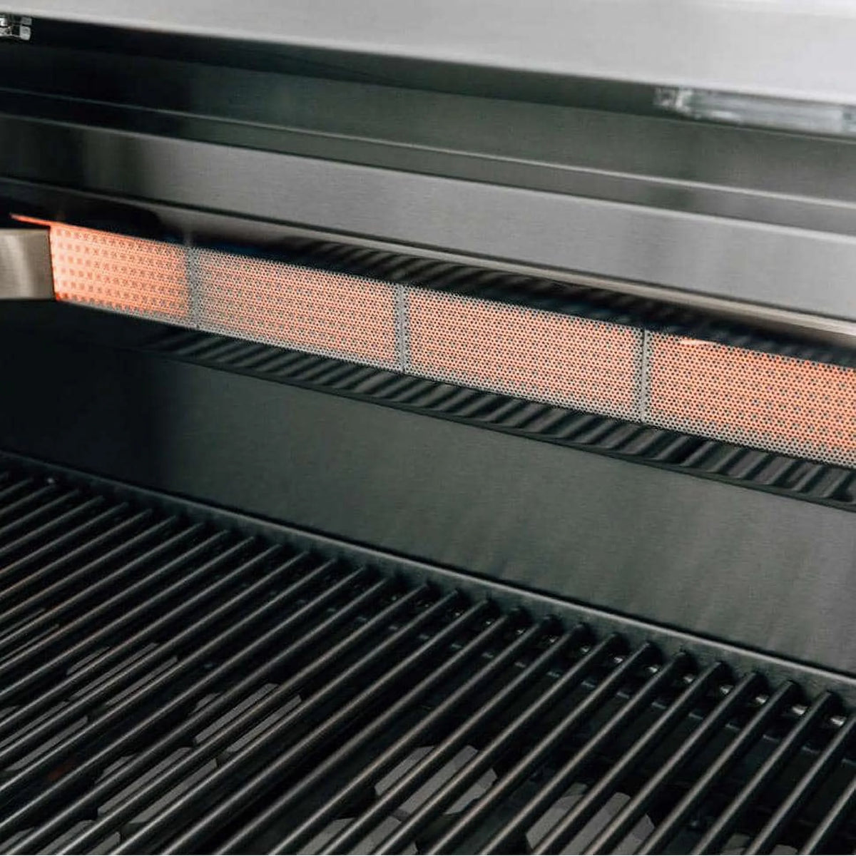 36-Inch 3-Burner Built-In Natural Gas Grill With Stainless Steel Burners & Rotisserie H53265
