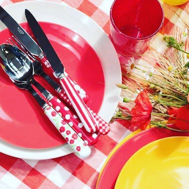 White Stripe Serving Set C48699