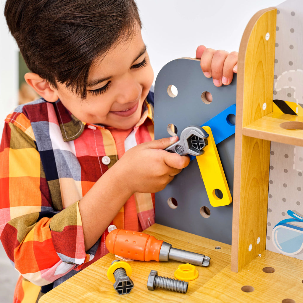 Wooden Play Workbench with 40+ Accessories and Working Drill L534897