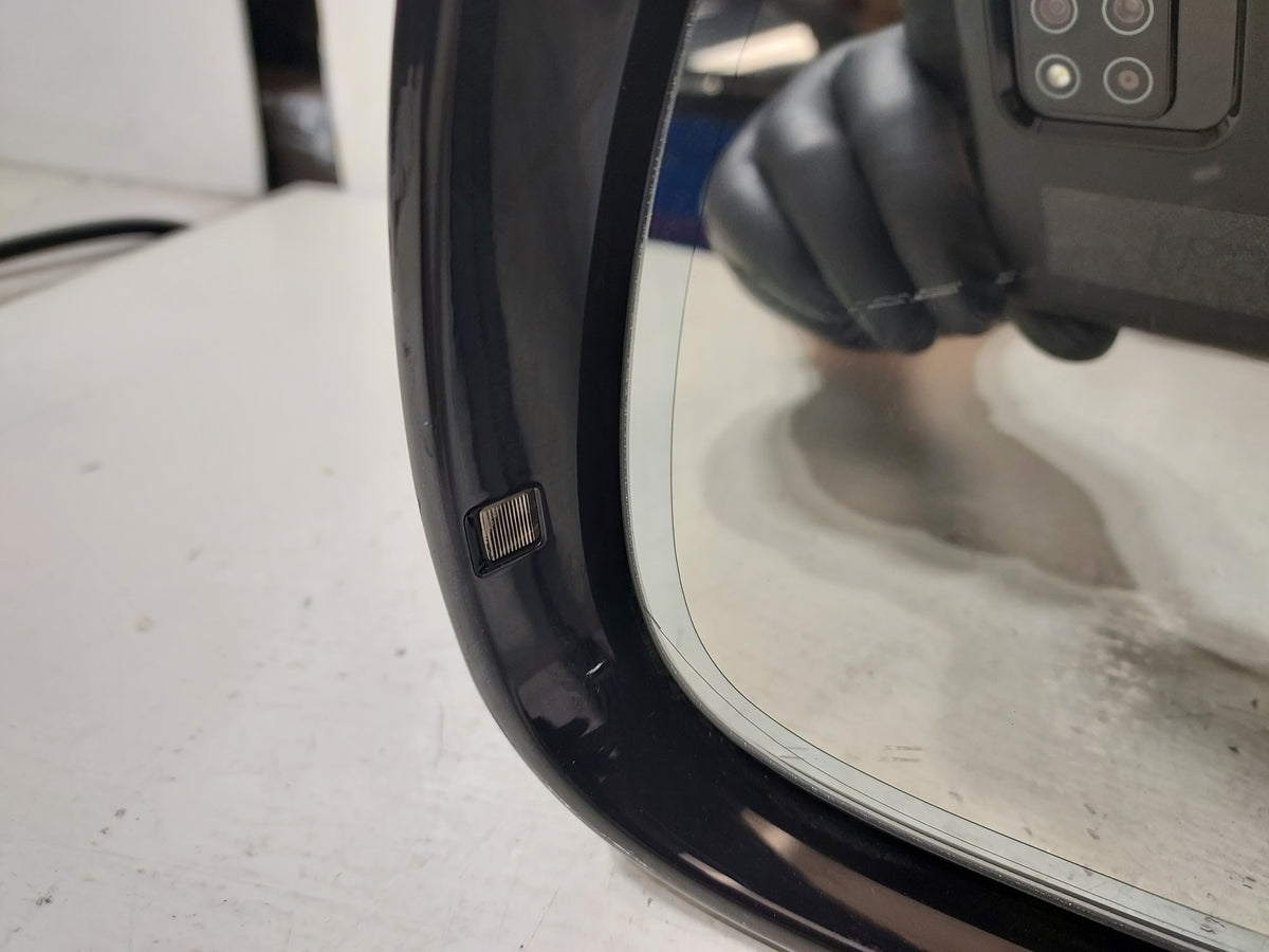 Pre-Owned Audi Q5 Driver Side View Door Mirror W3503