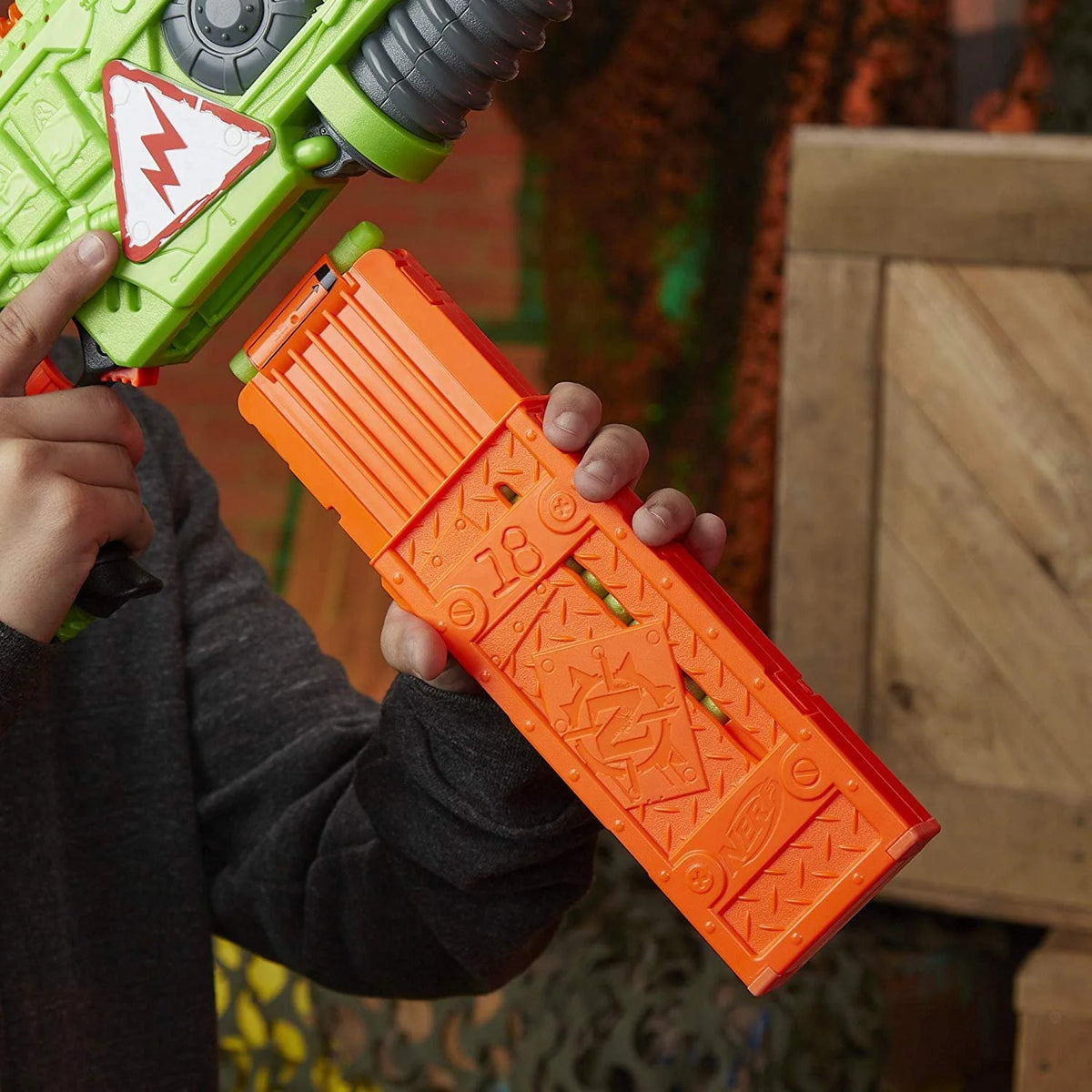 Motorized Toy Blaster with 18 Official Darts X5767