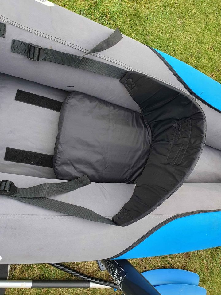 Inflatable kayak G78071