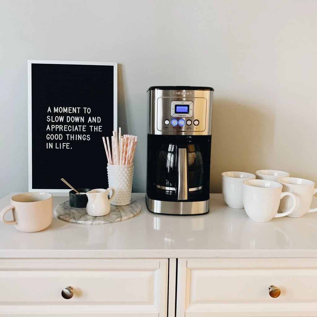 14 Cup Programmable Coffeemaker, Silver E235