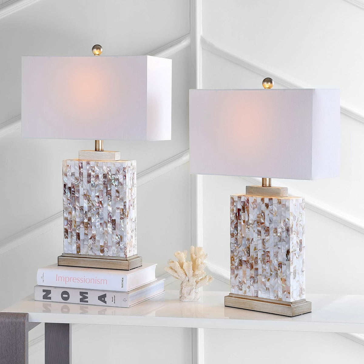 Ivory Shell Table Lamp (Set of 2) G5716