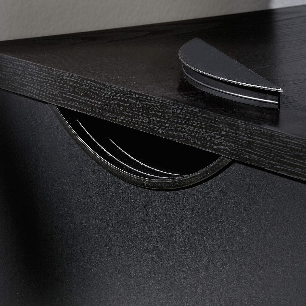 Bourbon Oak Finish Credenza B981557