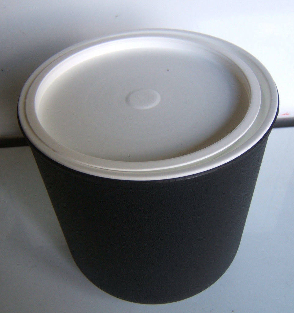 Black 2 qt. Cold Crock R833191