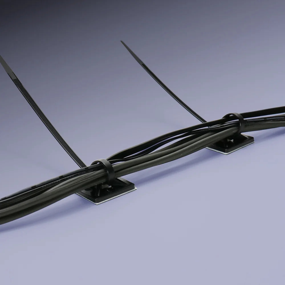 Black Mounting Base for Cable Runs, 100 Pack W595