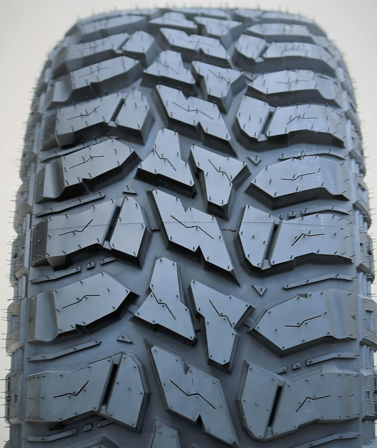 37X13.50R24LT Mud Off-Road Light Truck Radial Tire W736511
