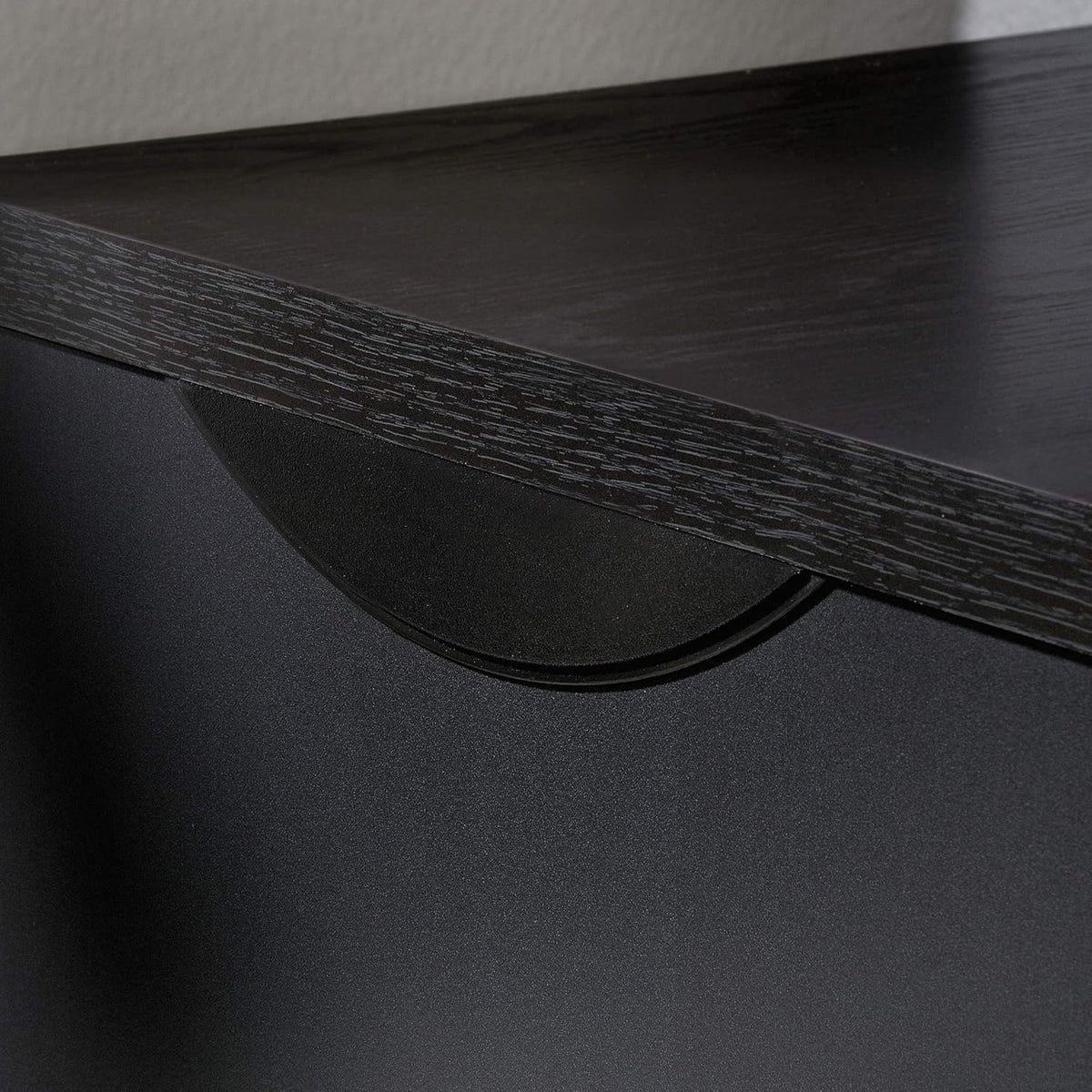 Bourbon Oak Finish Credenza B981557