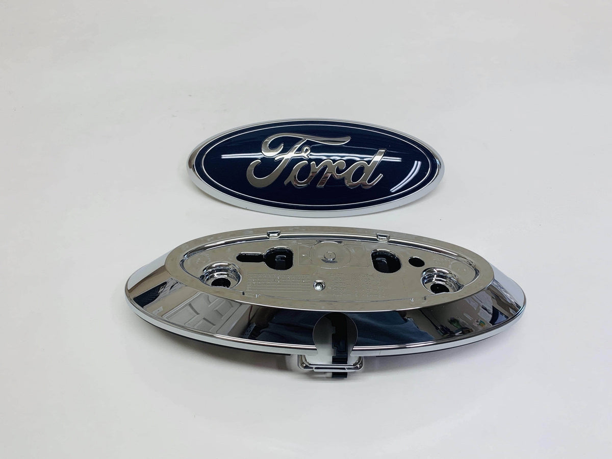 Tailgate Back Up Camera Housing Emblem R449