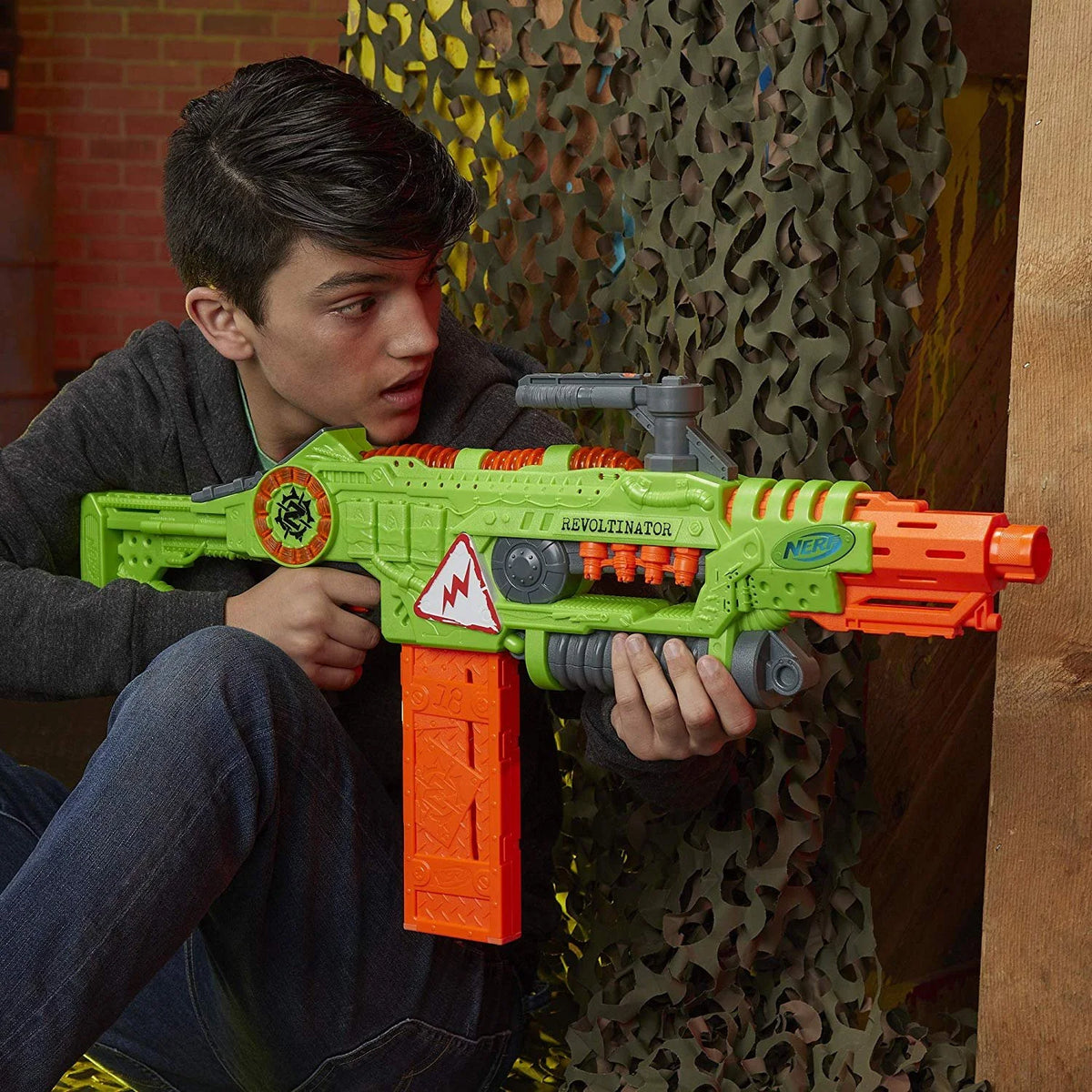 Motorized Toy Blaster with 18 Official Darts X5767
