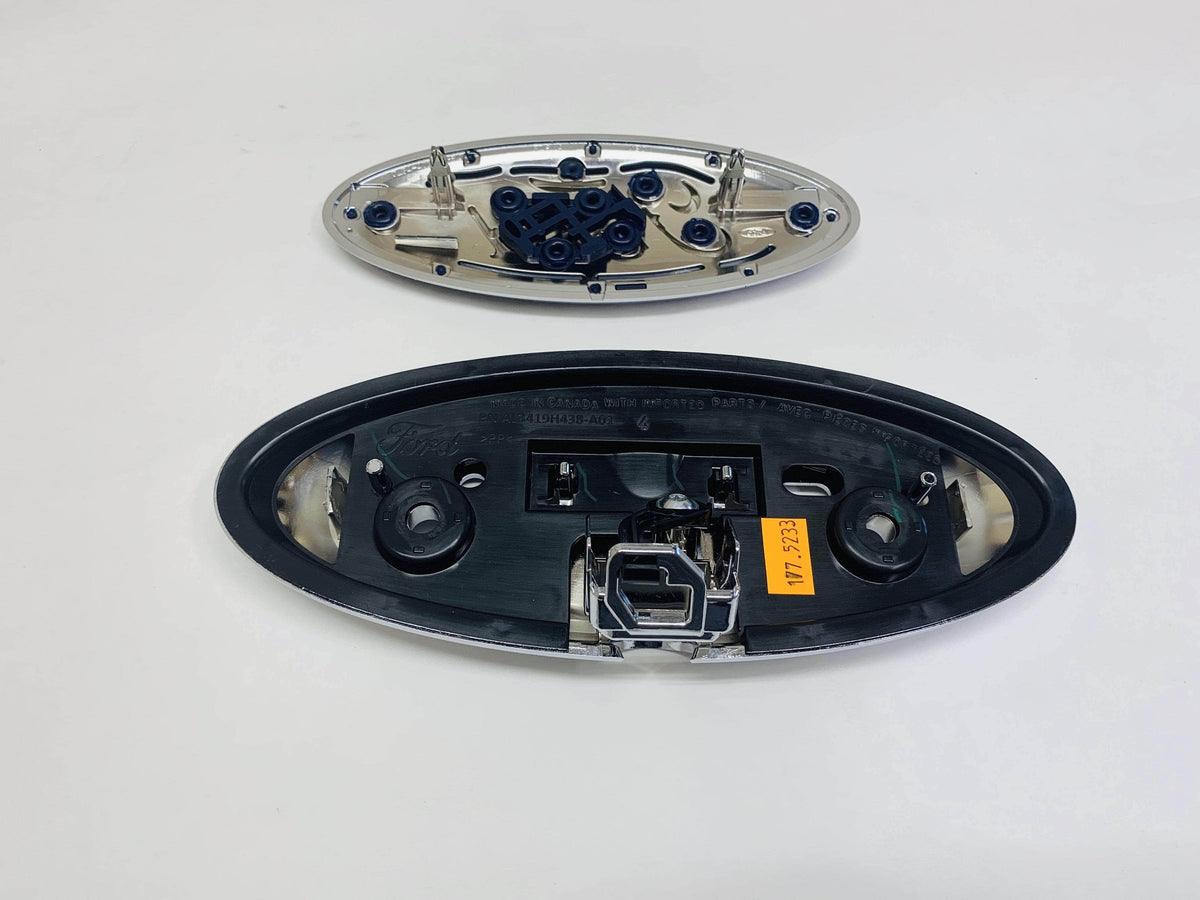 Tailgate Back Up Camera Housing Emblem R449