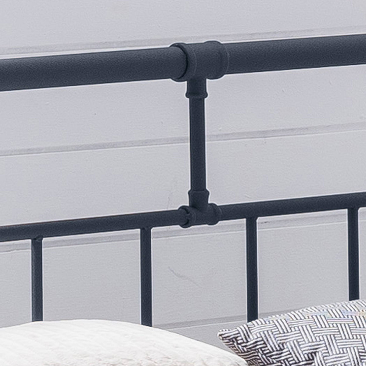 Queen-size Iron Bed Frame P292
